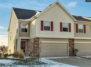 214 79th St, West Des Moines, IA 50266