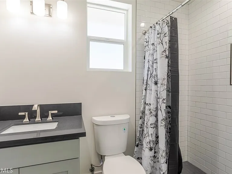 13768 1/2 Judd St — Photo 20
