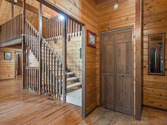 4th image of 312 Brookside Dr