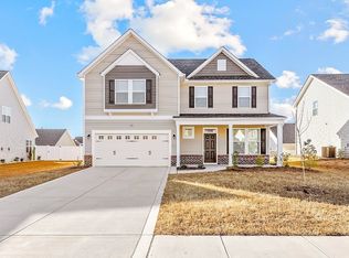 186 Verdmont Dr, Raeford, NC 28376