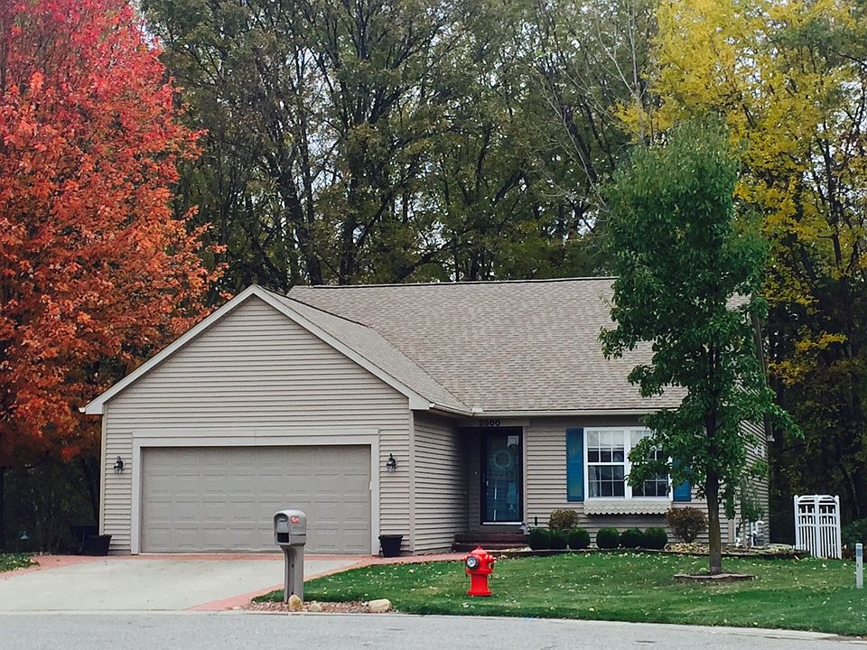1st image of 2500 Birchwood Dr