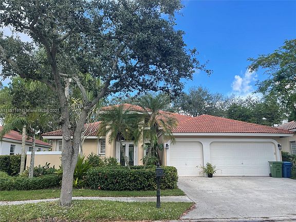 3rd image of 1447 Lantana Ct