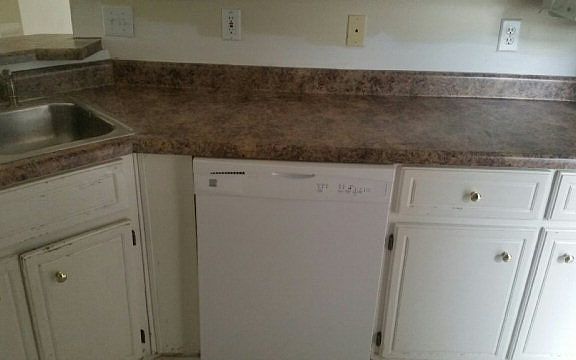 3rd image of 1140 Willow Springs Dr