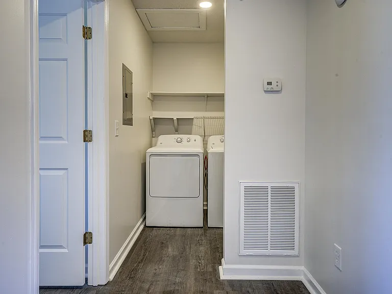 714 N North St #14 — Photo 17