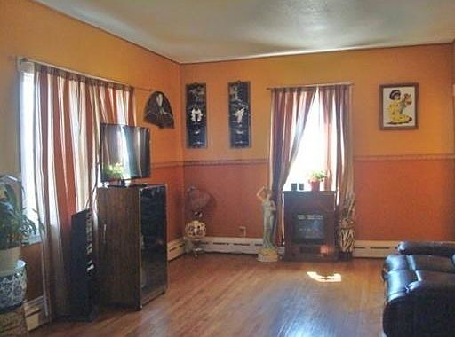 5th image of 27 Vine St