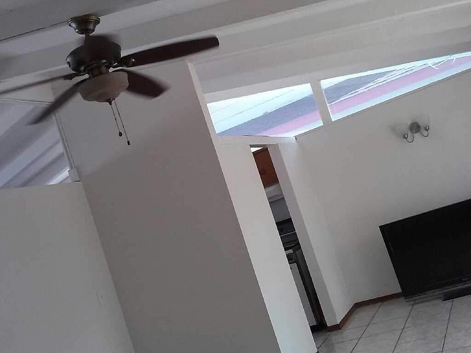 Living room with ceiling fan