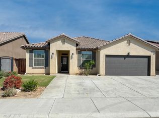 9512 Laurel Ridge Ln, Shafter, CA 93263