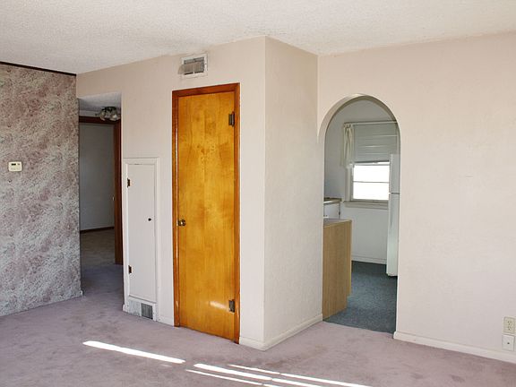 4th image of 1525 17th Ave