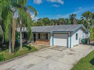 251 NE Faring Ave, Port Saint Lucie, FL 34983