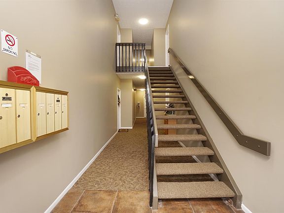 3rd image of 8846 Eagleview Dr APT 1