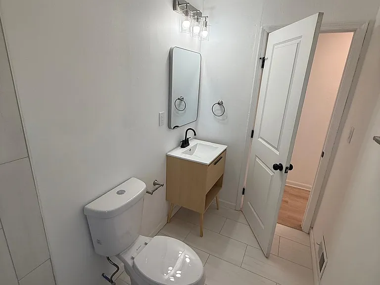 7205 Overton Ave — Photo 5
