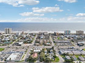 The Villas at Jax Beach