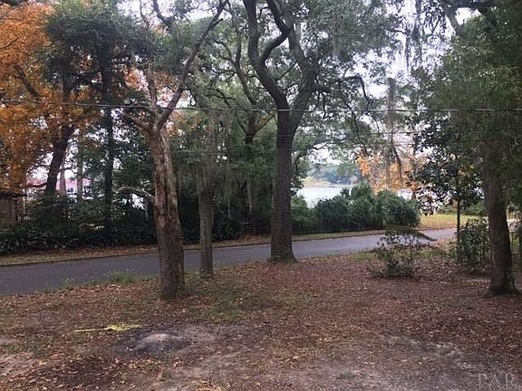 2nd image of 2610 E Gonzalez St