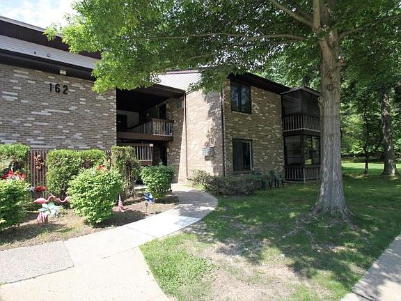 3rd image of 162 Cross Slope Ct Unit D