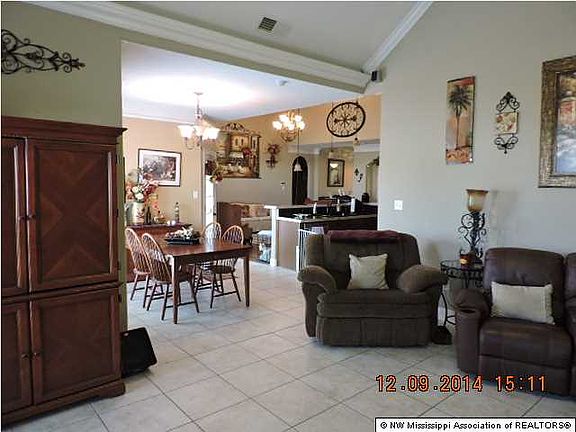4th image of 8138 Falcon Dr
