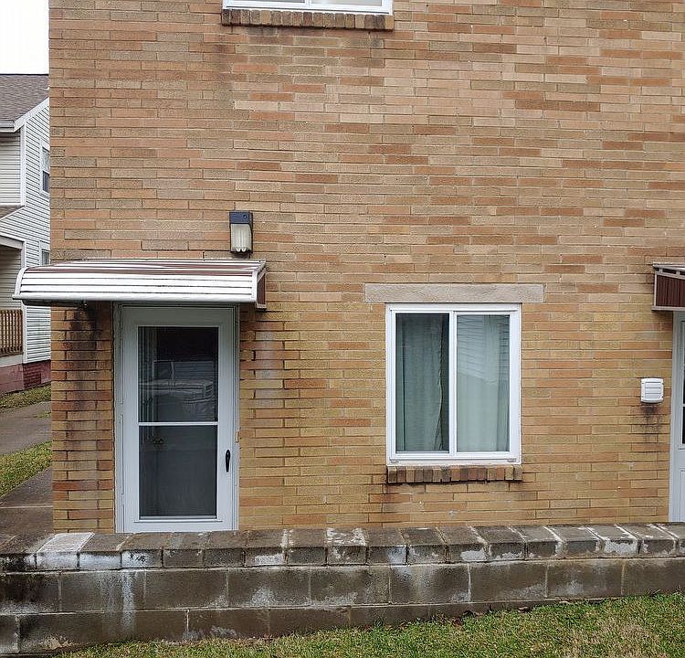 1st image of 1610 Oakmont St NW APT 1