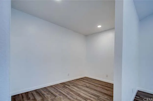 262 Streamwood — Photo 64
