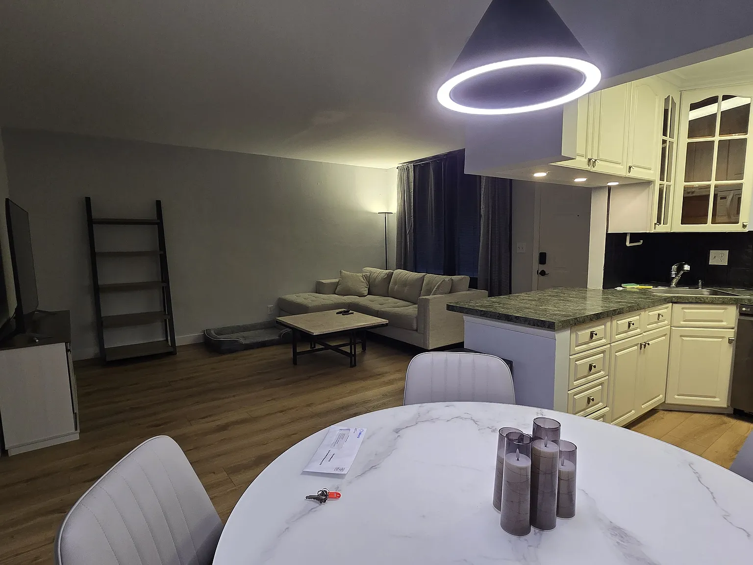 2 bed, 788 sqft, $2,150 — Photo 3