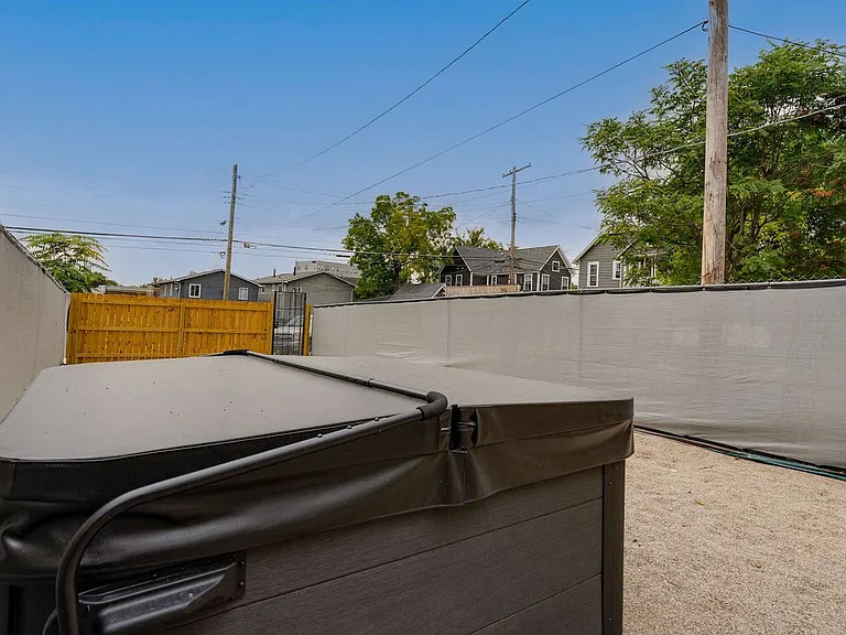 1279 Indianola Ave #ID1407029P — Photo 27