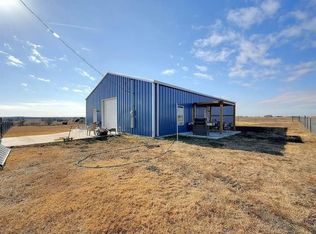 2000 County Road 453, Coupland, TX 78615