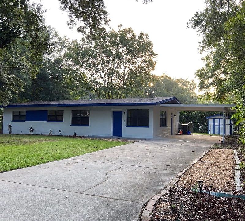 1st image of 4005 NW 21st Dr