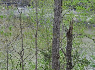8 N Fork Rd, Canada, KY 41519