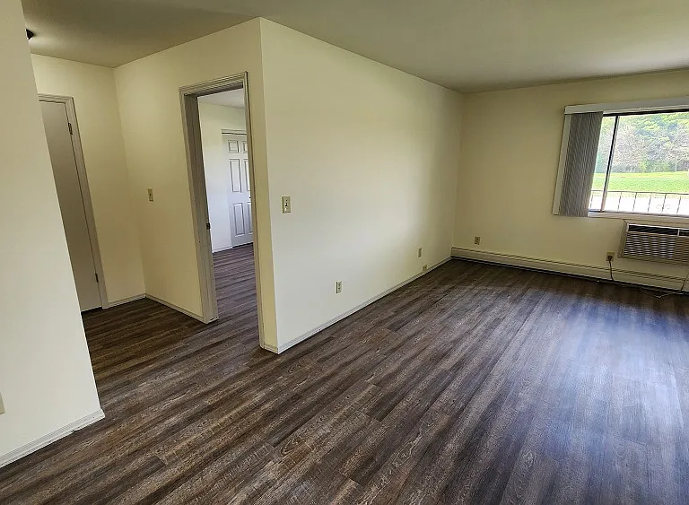 Heritage Apartments — Photo 36