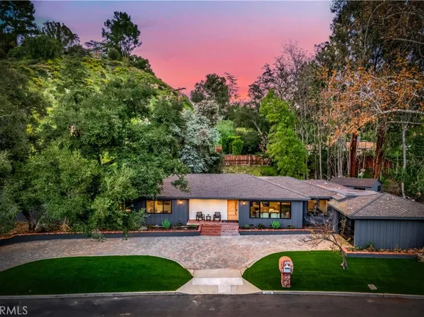 4830 Hasekian Dr, Tarzana, CA 91356