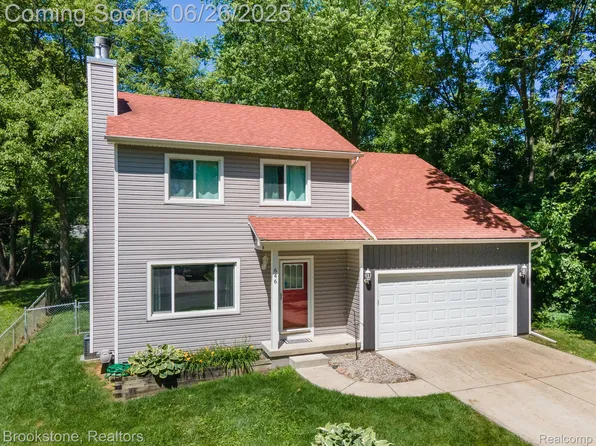 646 Alan Dr, Lake Orion, MI 48362