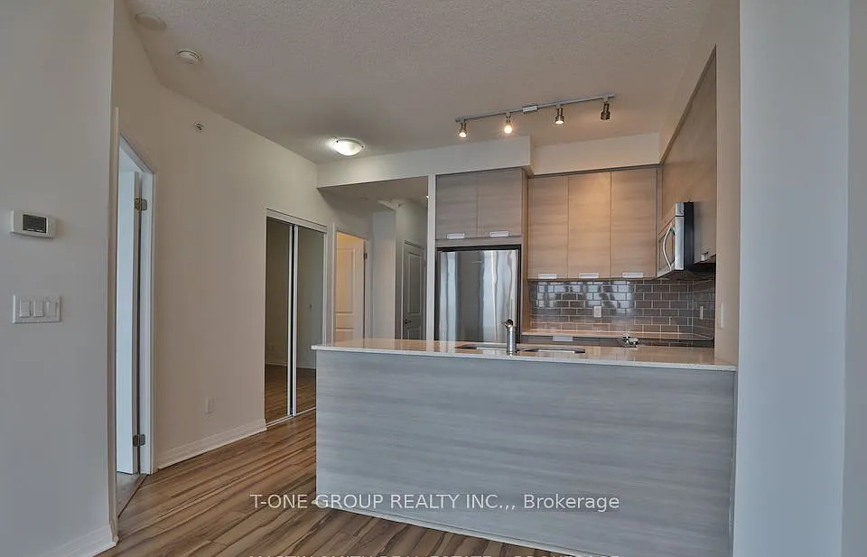 75 Eglinton Ave W #1306