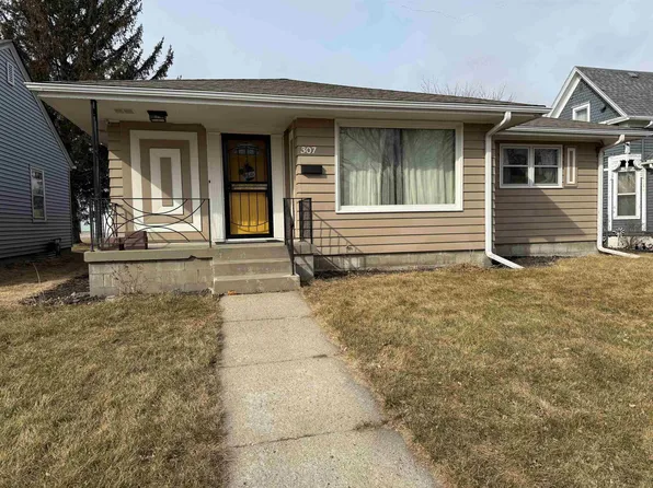 307 N 8th St, Norfolk, NE 68701