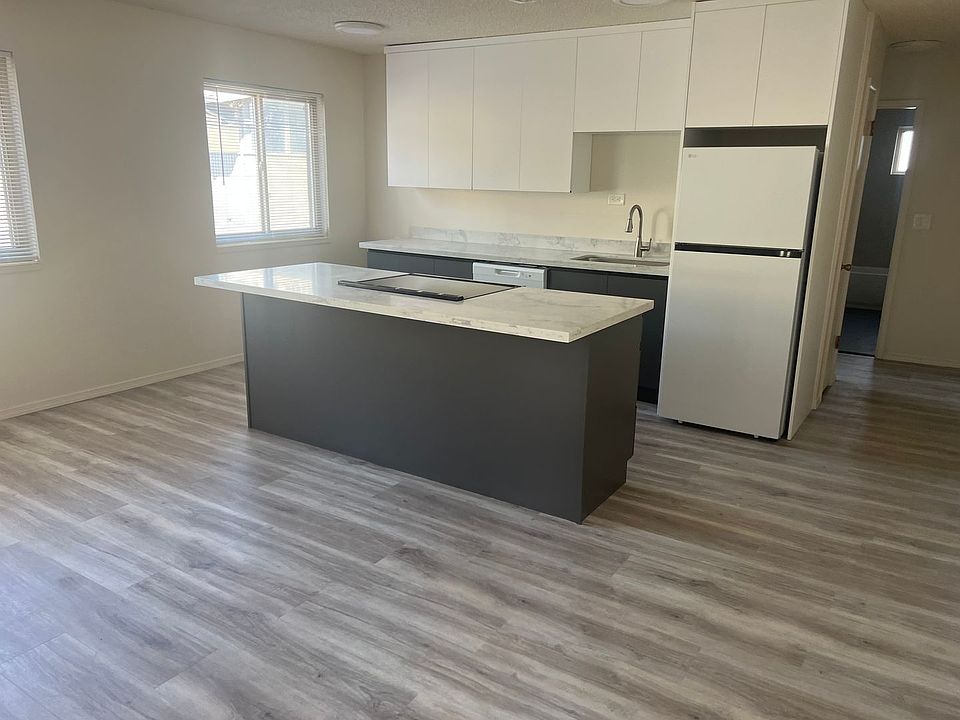 1st image of 4821 Fauntleroy Way SW #21