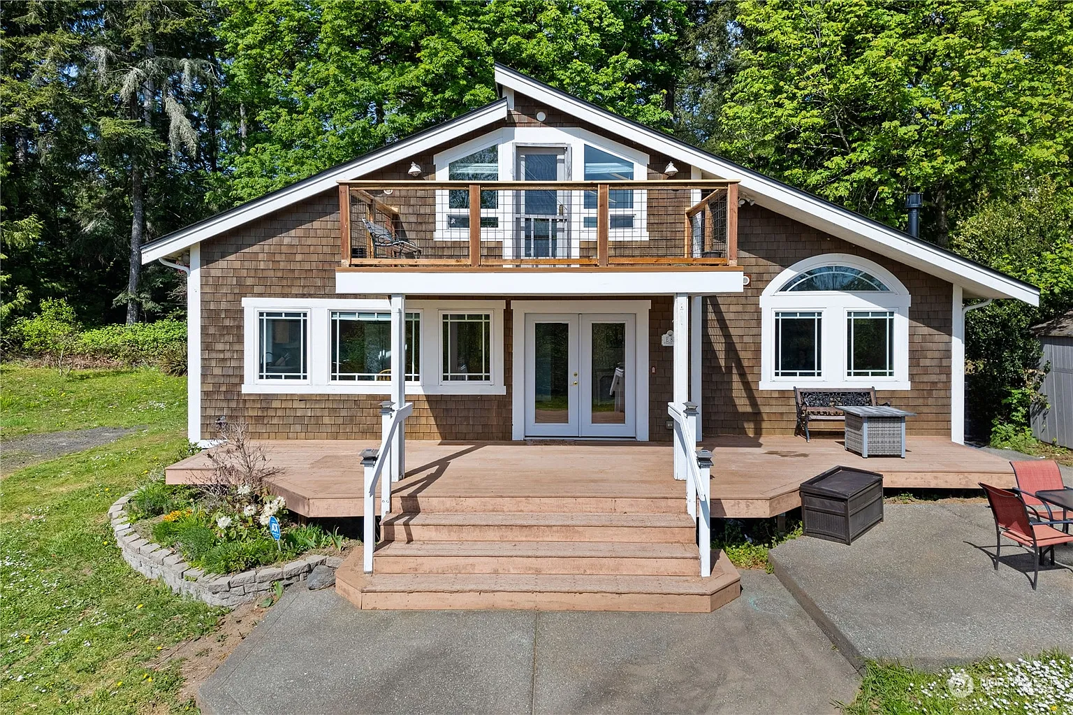 81 E Pirates Place photo 1