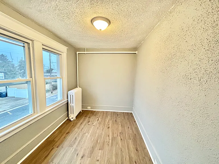 1830 E Riverside Dr #2 — Photo 10