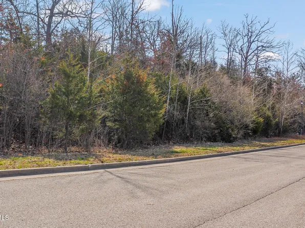 1617 Notting Hill Dr, Jefferson City, MO 65109