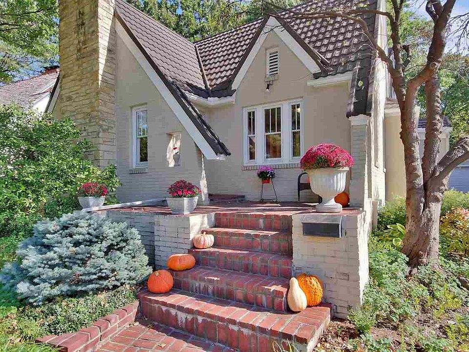 3723 E Sleepy Hollow Dr, Wichita, KS 67208 Zillow