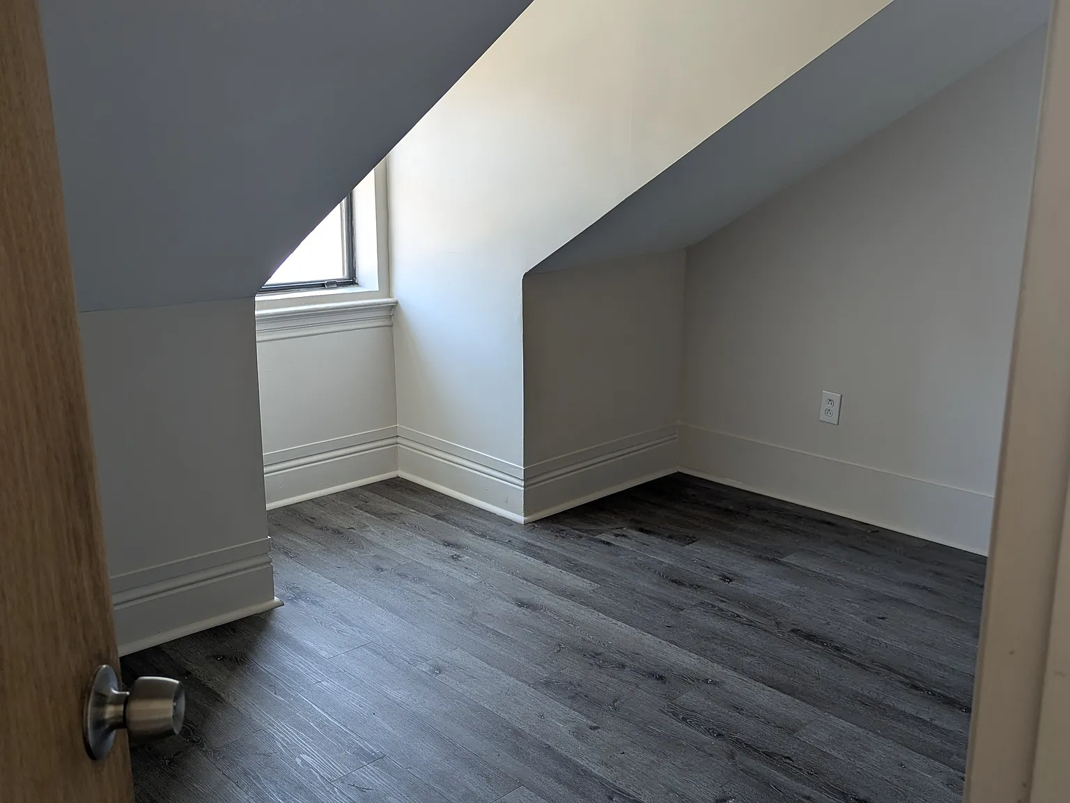 4 bed, $1,750 — Photo 4