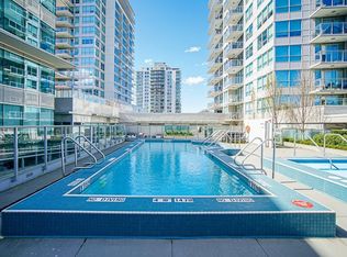 112 E 13th St #1606, North Vancouver, BC