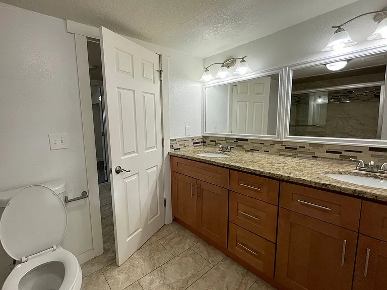 4272 Graham Ct — Photo 15