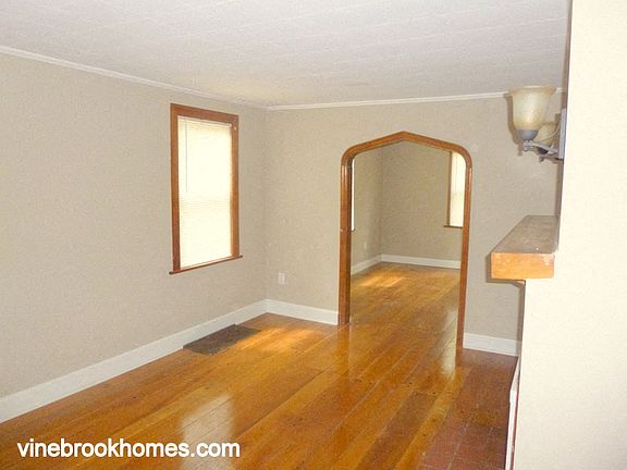 3rd image of 3424 Lumardo Ave