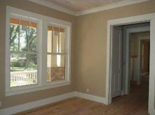 117 White Ave, Fairhope, AL 36532