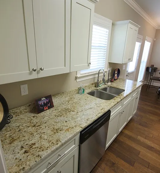 104 Robbins Cir — Photo 5