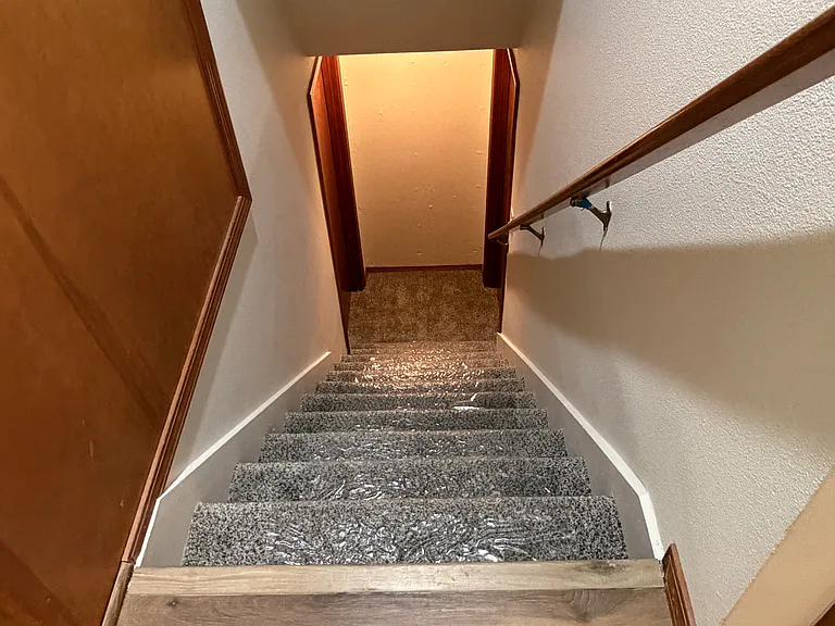 809 Birch Ave #B — Photo 8