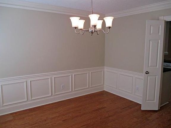 2nd image of 3250 Ethan Dr #00