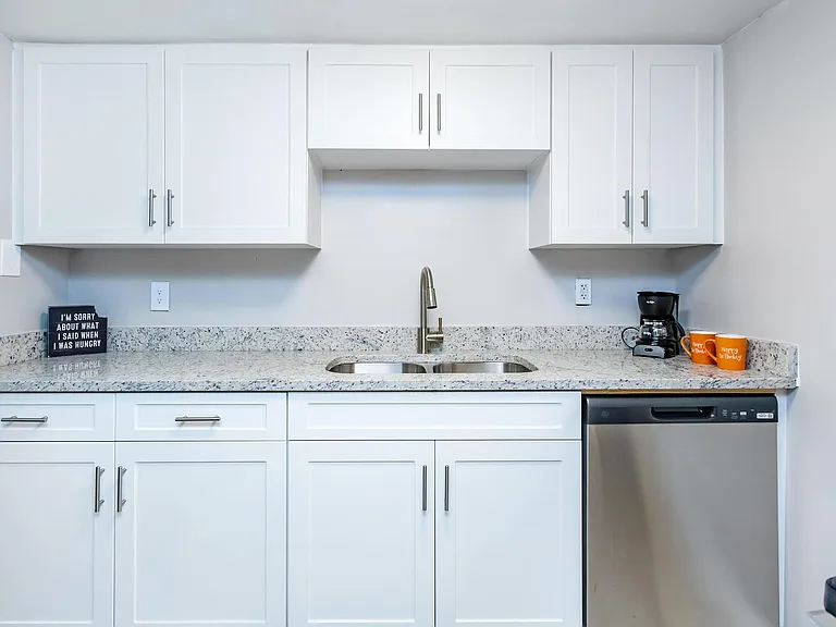 Urban Place Apartments — Photo 29