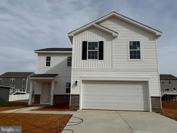 38 Call Ct, Martinsburg, WV 25403