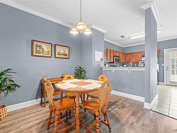 4th image of 3218 Veterans Memorial Pkwy APT 515
