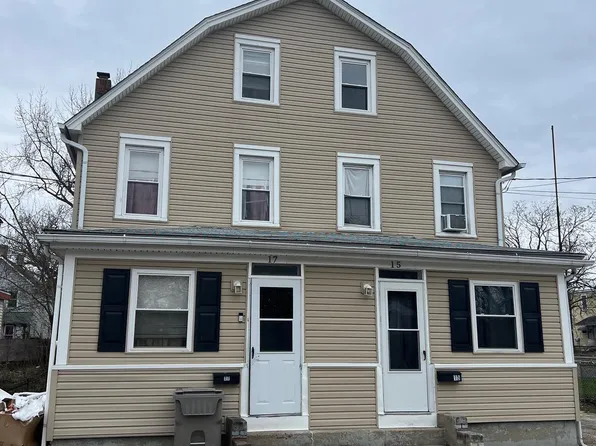 15 W Madison St, Paulsboro, NJ 08066