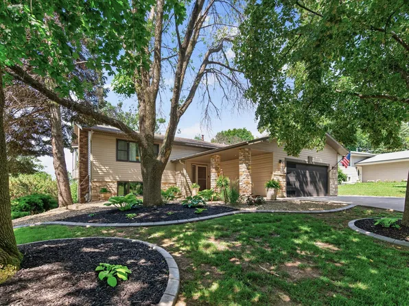 15601 Highland Ave NW, Prior Lake, MN 55372