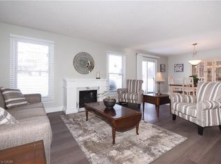 20 Fieldstone Walk, Wilmot, ON